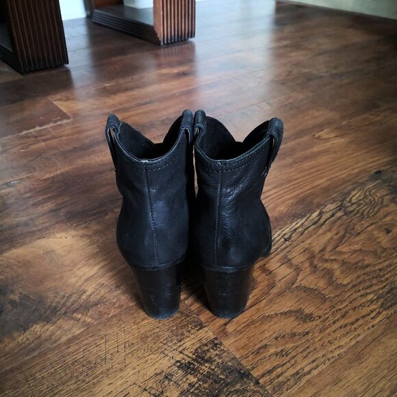 Vince Camuto  Black Leather Ankle Boots Size 6 - Picture 4 of 8